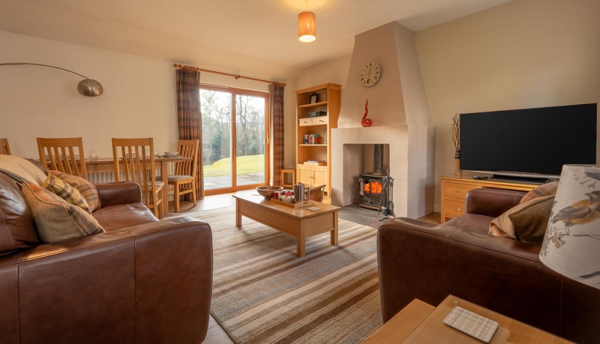 Abbey Holidays Loch Ness Luxury Self Catering 2 Bedroom Cottages حصن أوغسطس الغرفة الصورة