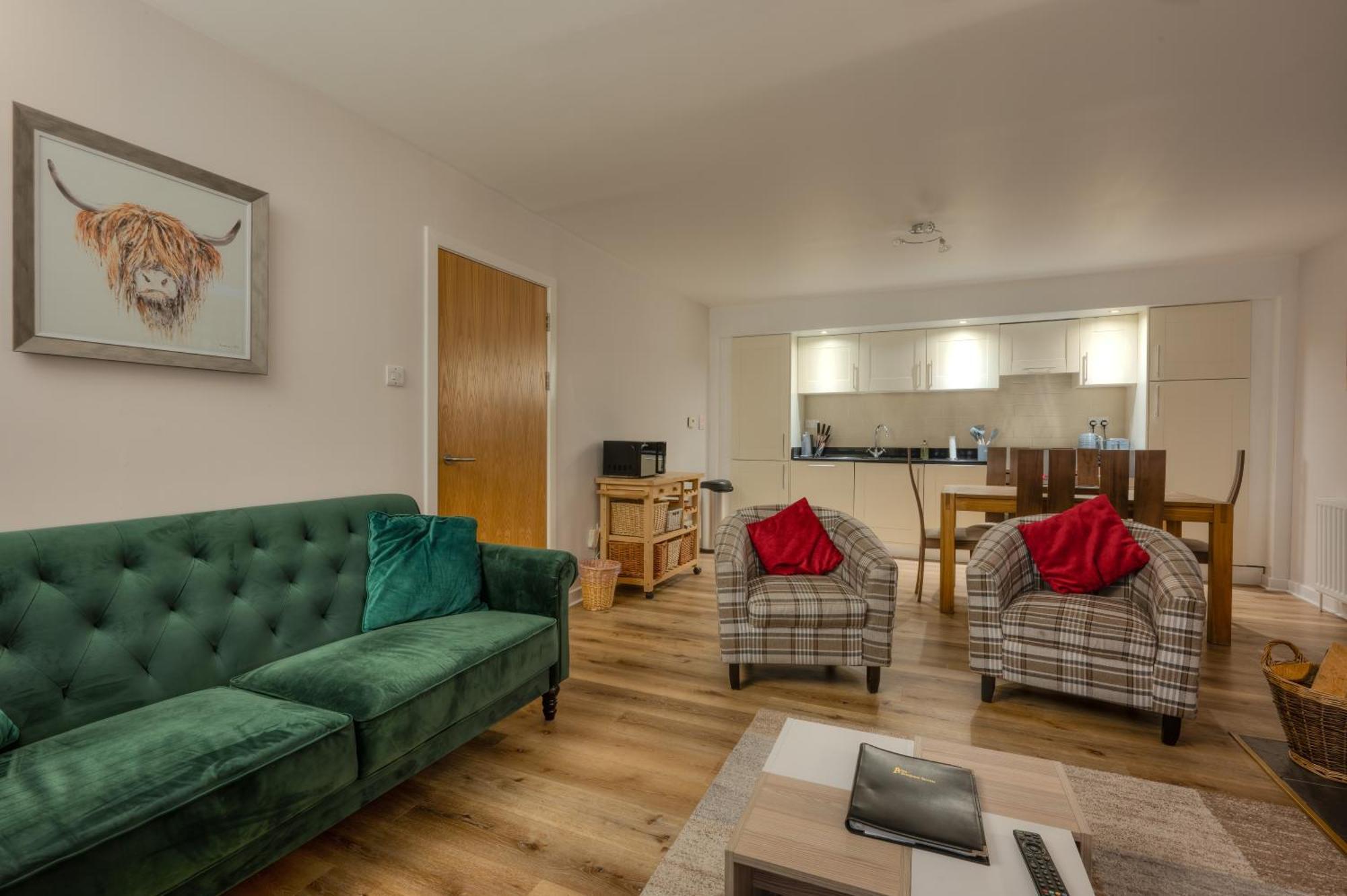 Abbey Holidays Loch Ness Luxury Self Catering 2 Bedroom Cottages حصن أوغسطس الغرفة الصورة